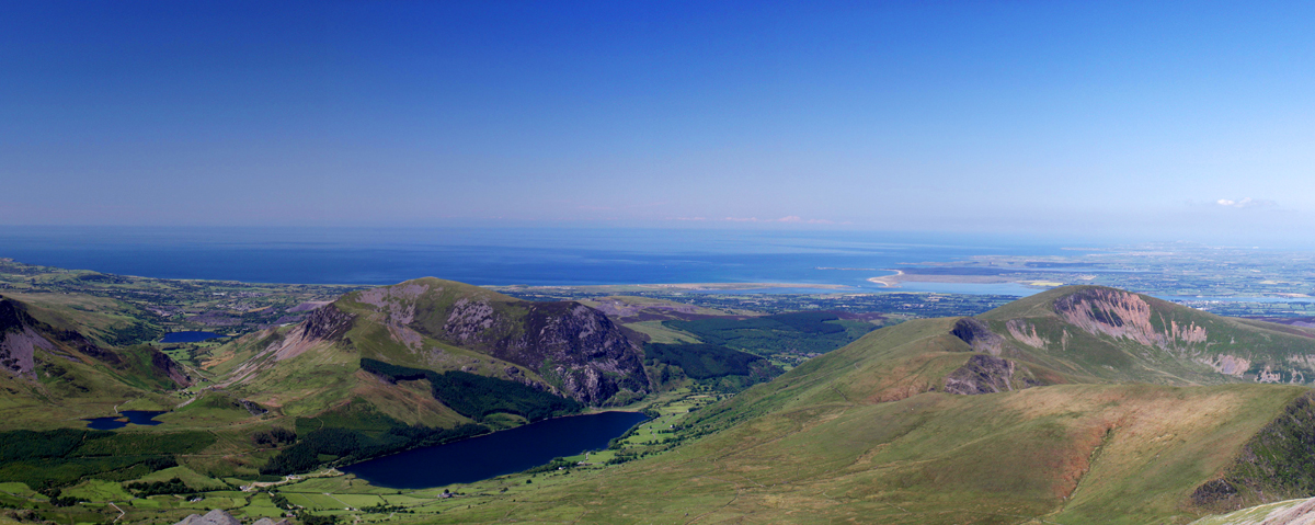 snowdon pano 2.jpg